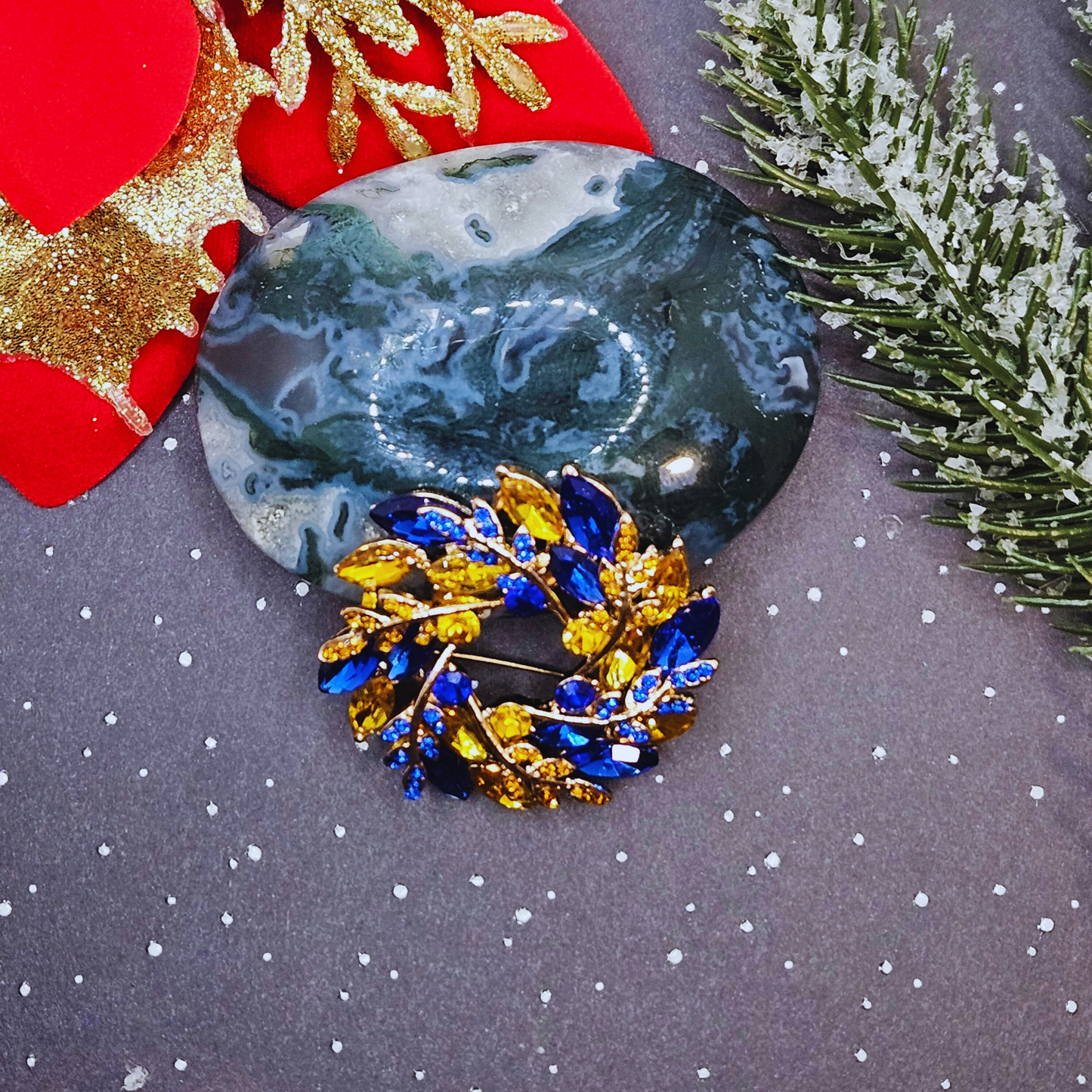 Broche - Krans blauw geel - Kerst
