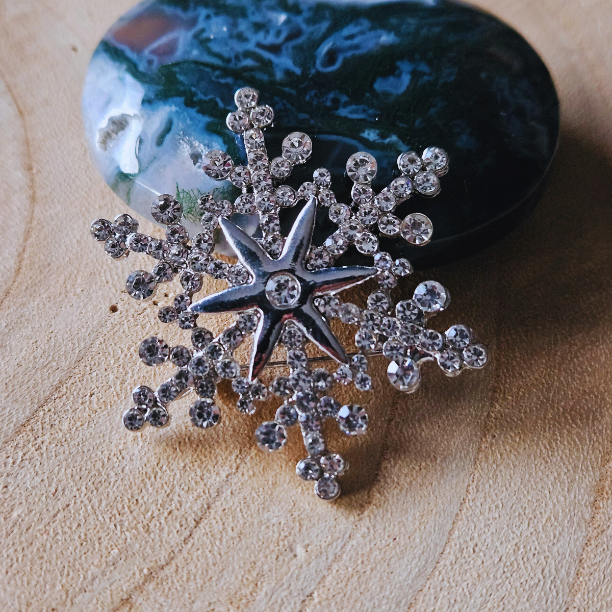Broche - Sneeuwvlok met ster - zilver