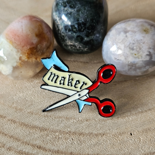 Enamel pin - Schaar - Maker