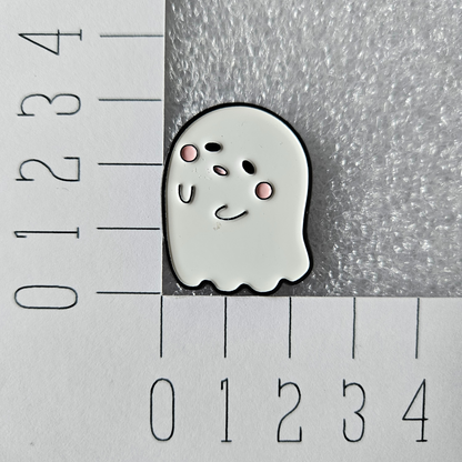 Enamel pin spookje afmeting