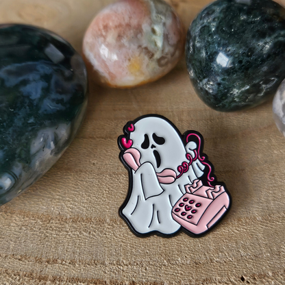 Enamel pin Spook met telefoon