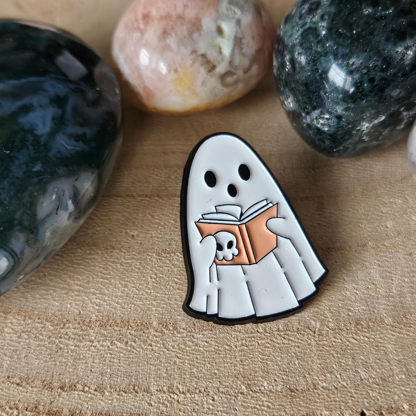 Enamel pin - Spook met boek