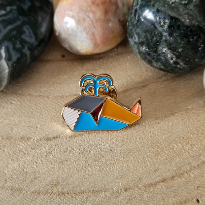 Enamel pin - Origami walvis