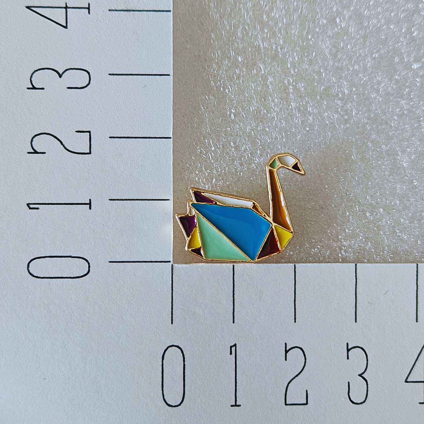 Enamel pin - Origami zwaan