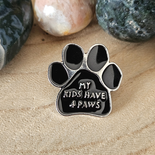 Enamel pin - Hondenpoot - My kids have 4 paws