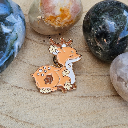 Enamel pin - Hertje met bloemen