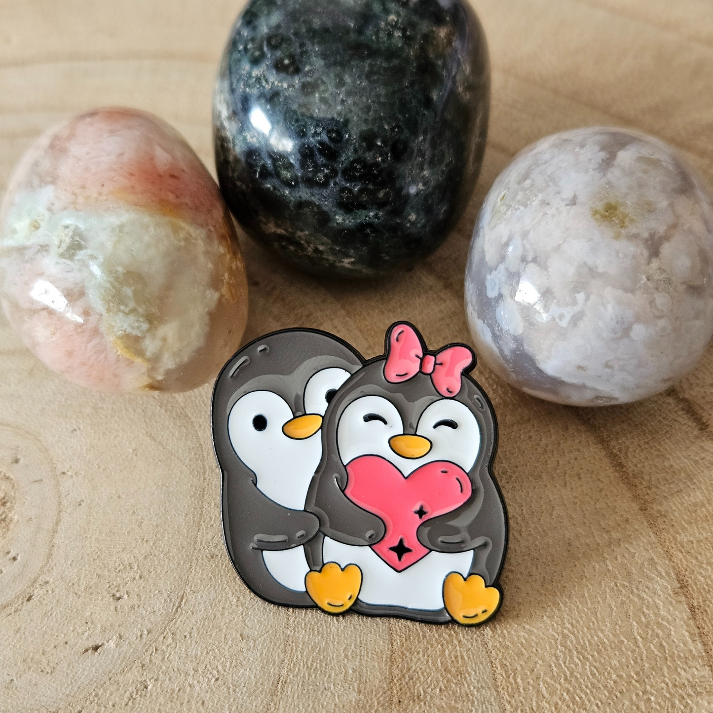 Enamel pin -Pinguins