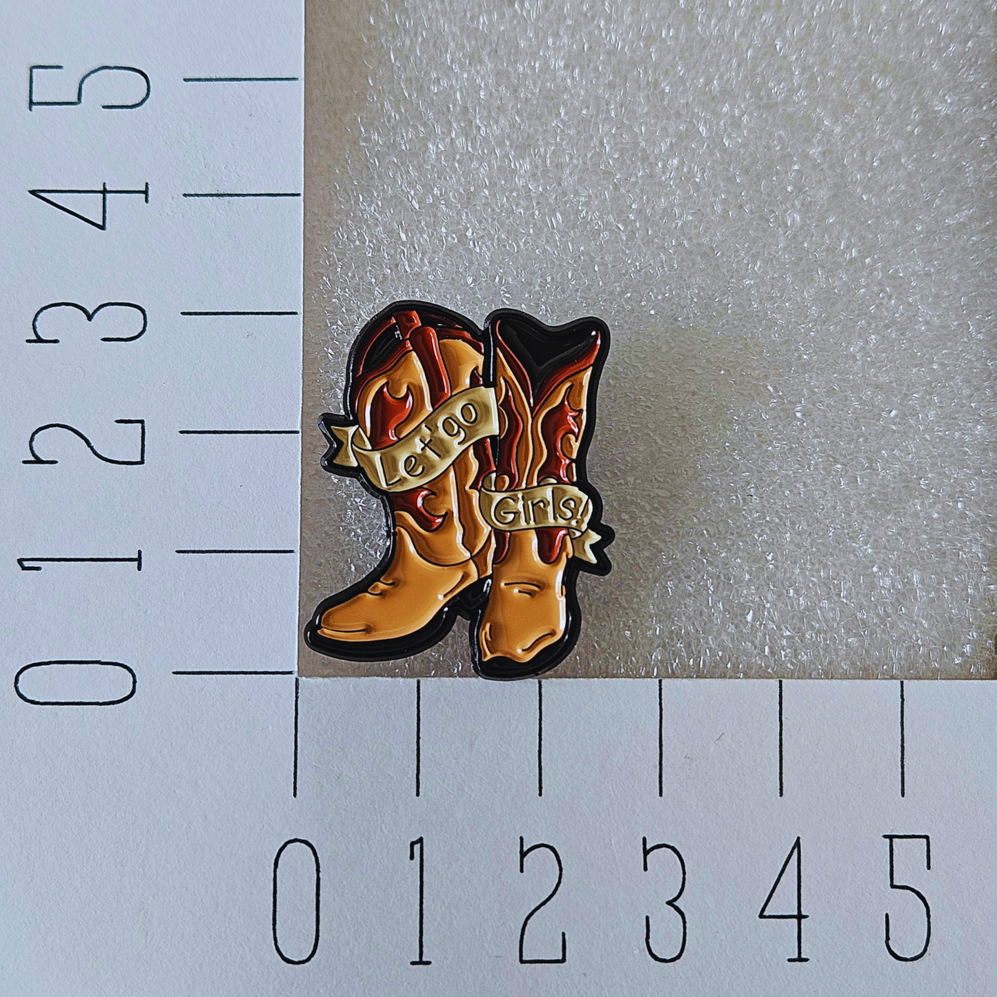 Enamel pin - Cowboy laarzen - let'go girl