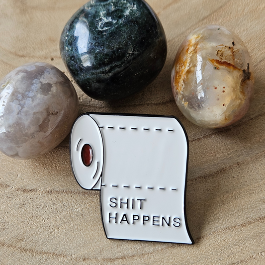 Enamel pin - wc rol - shit happens
