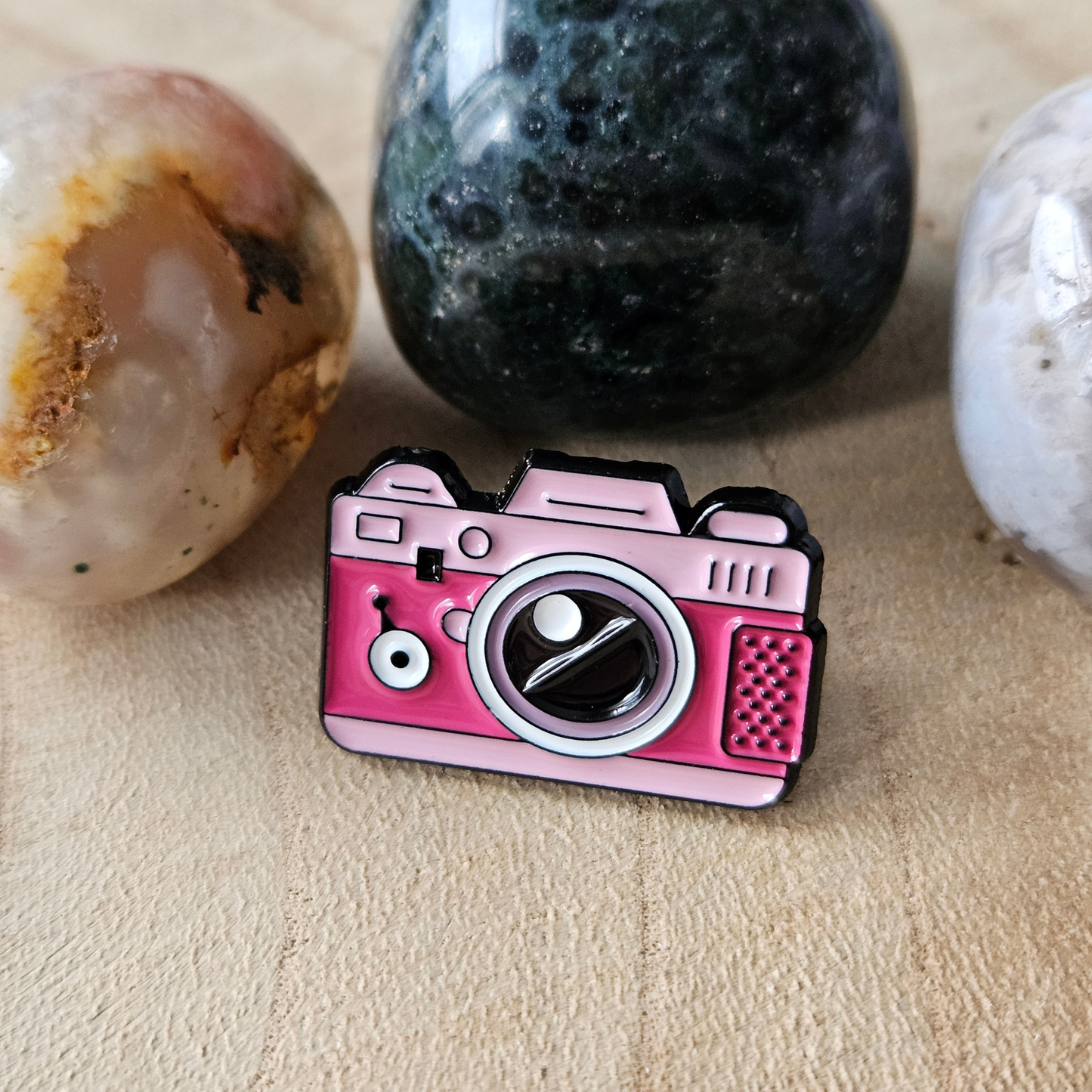 Enamel pin - Camera roze
