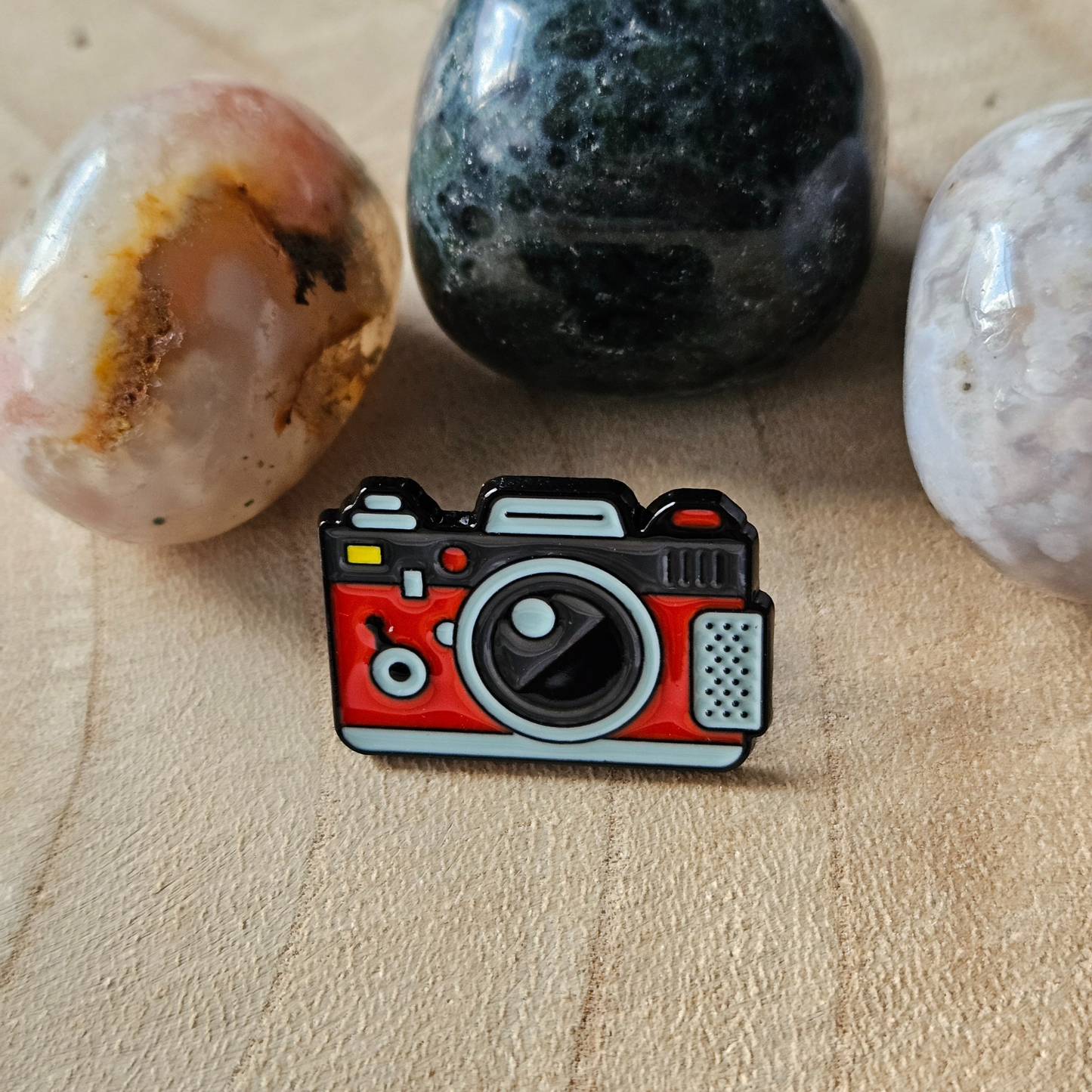 Enamel pin - Camera rood