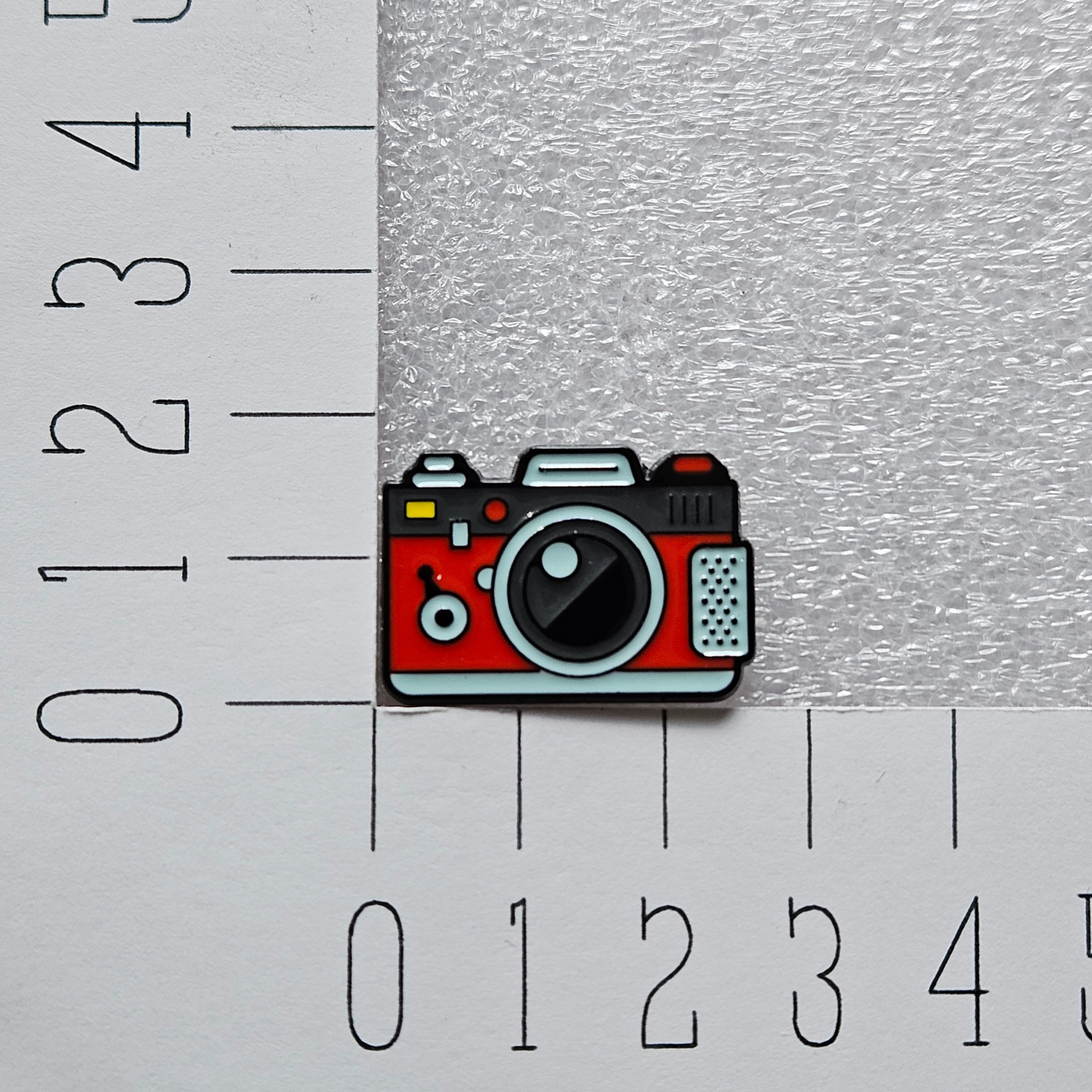 Enamel pin - Camera rood