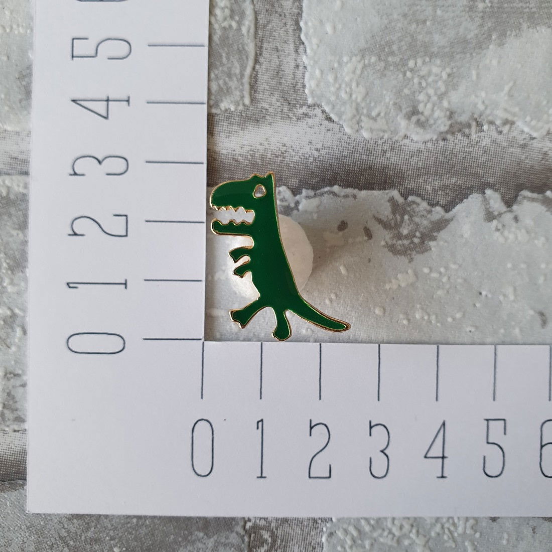 Enamel pin - Dino - Hobby en meer  