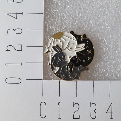 Enamel pin - Konijntjes - Hobby en meer  