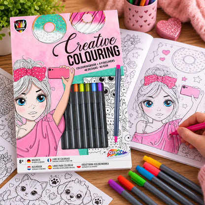 Kleurboek met 8 fineliner pennen (roze)