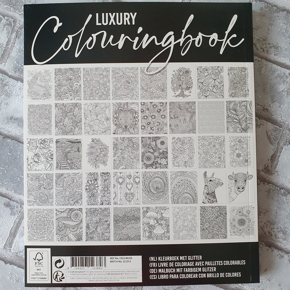 Luxury colouringbook met glitter - 40 designs - 250 gsm