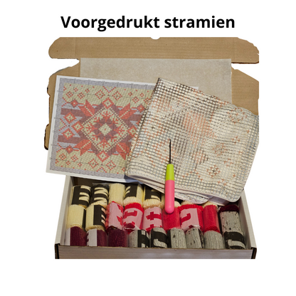 Latch hook kussen Kerstpatroon - 43 x 43 cm - Hobby en meer  