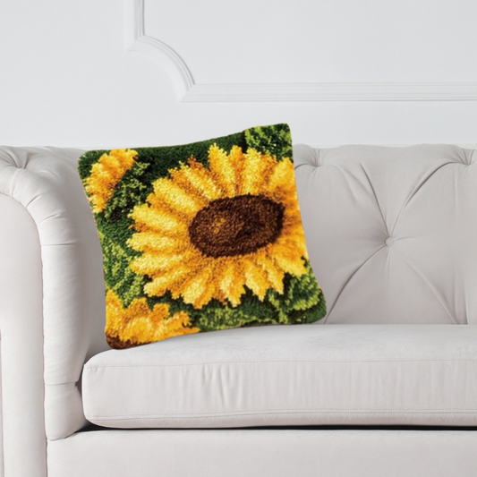 Latch hook kussen Zonnebloemen - 43 x 43 cm - Hobby en meer  