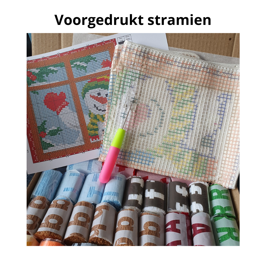 Latch hook kussen sneeuwpop - 43 x 43 cm - Hobby en meer  